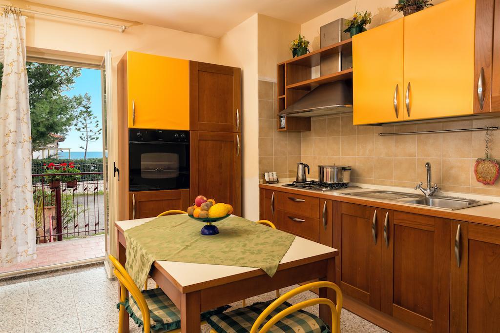 Casa Susanna Fondachello  Cameră foto